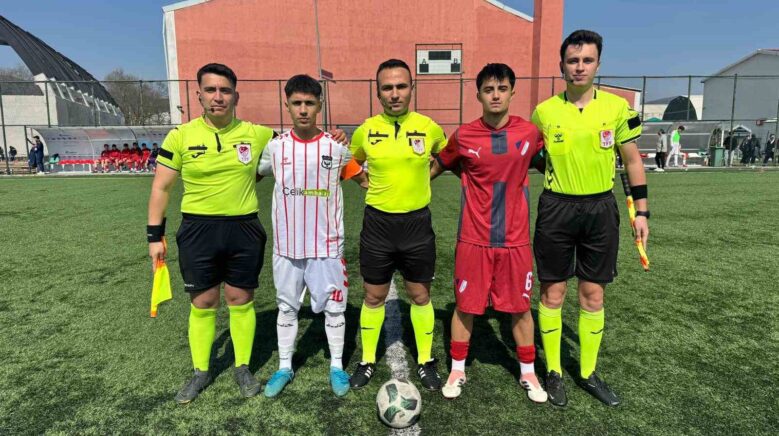 inanclari imkanlarini asti caycumanin gencleri profesyonel takimi yendi NhCLwgOL