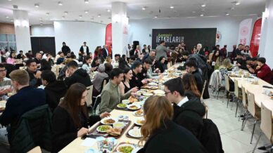 kampus iftarlari etkinligi gencleri ayni sofrada bulusturdu KmJglpyi