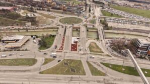 karabuk belediyesi kavsaklara estetik kazandirmaya devam ediyor KSctN2Rv