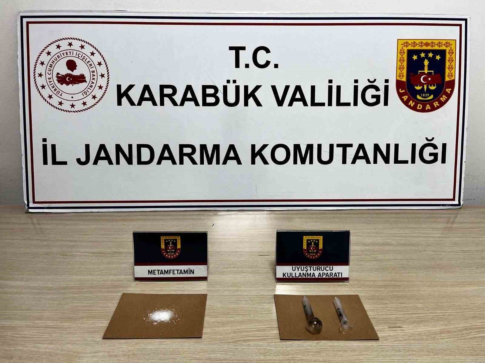 karabukte uyusturucu operasyonu 7 supheli gozaltinda 4bBRjrpa