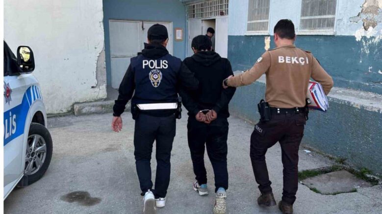 kastamonuda 24 yil hapis cezasiyla aranan hukumlu yakalandi I5pjzWCW