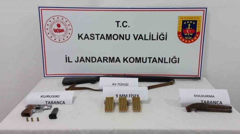 kastamonuda 4 adet silah ele gecirildi Sye2ZFpq
