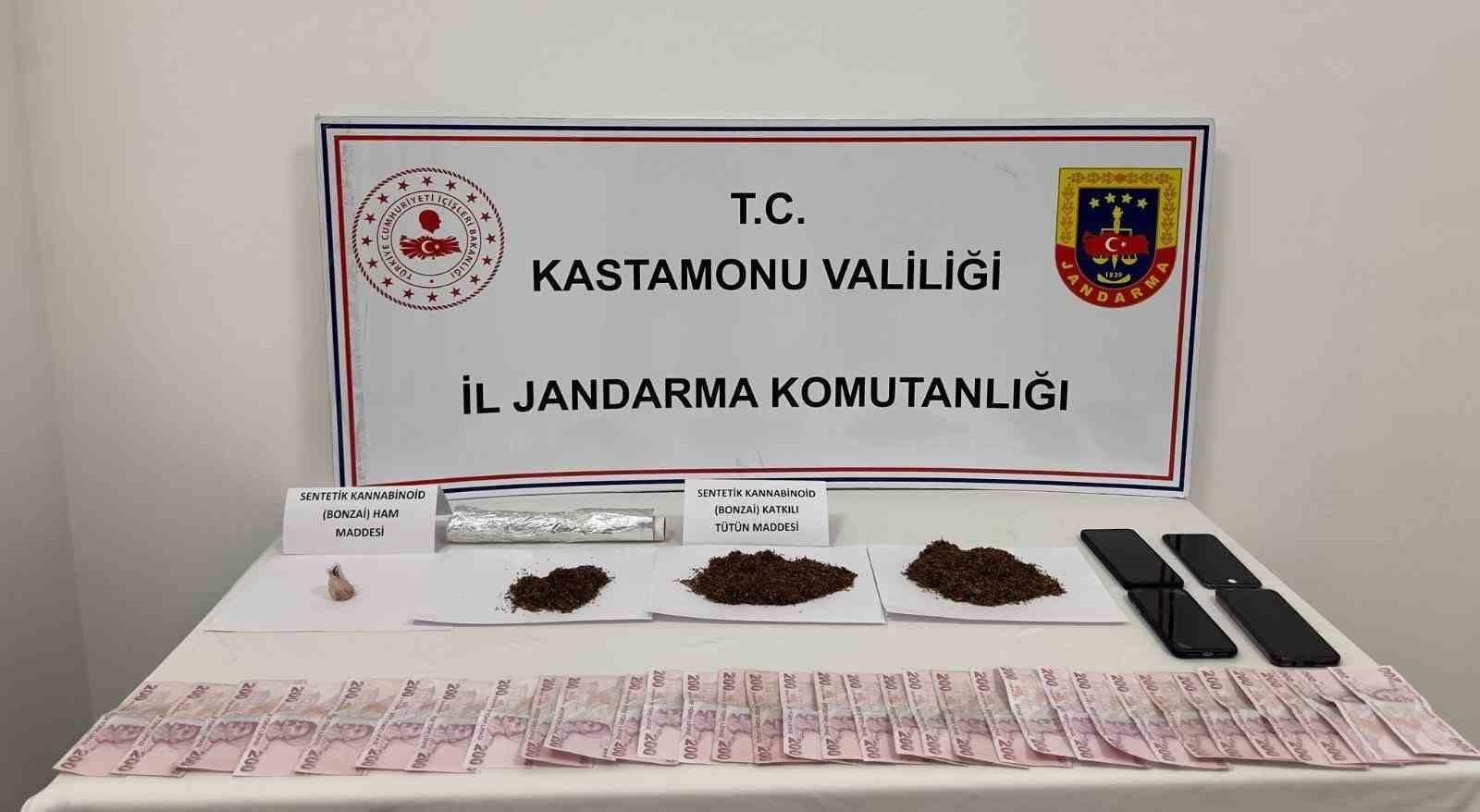 kastamonuda uyusturucu operasyonu 2 tutuklama mIbp2kYa