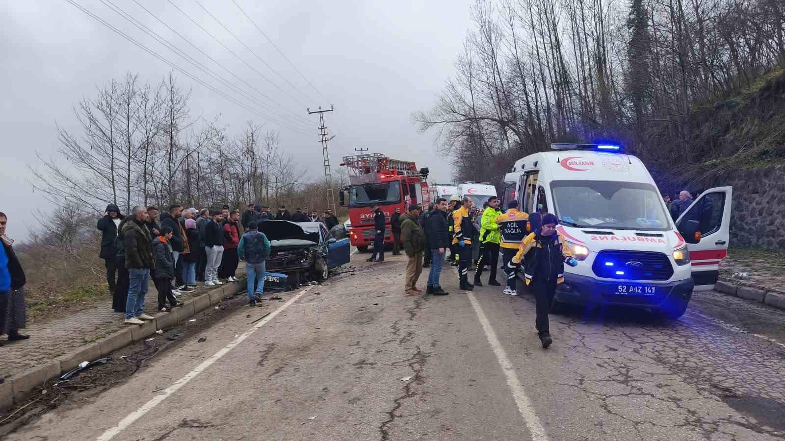 orduda iki ayri trafik kazasinda 12 kisi yaralandi Os9g4nmZ