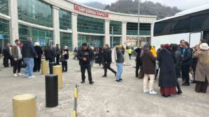 sarp sinir kapisinda bayram tatili yogunlugu p5ypzIUN