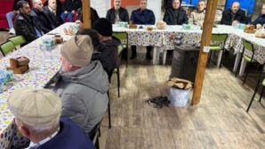 sehit ailesinden iftar yemegi DGIZbTNH