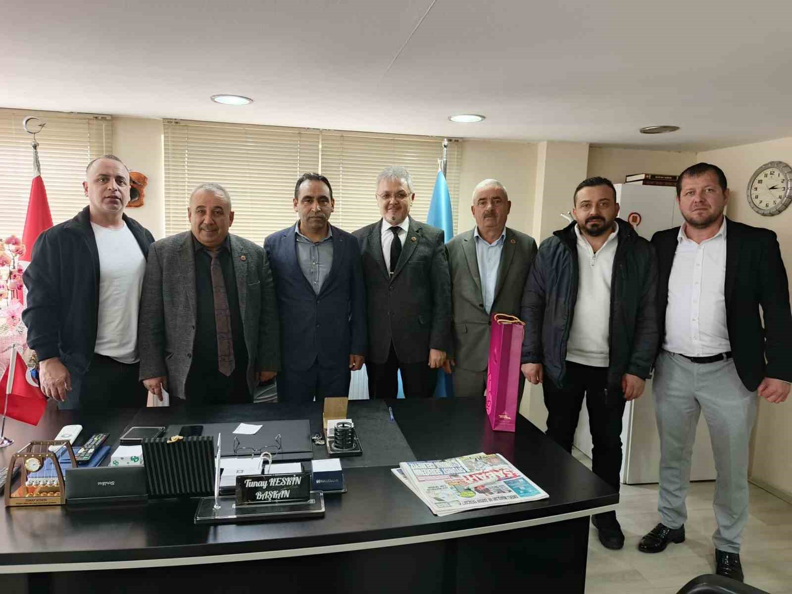 soforler odasinda yogun plaka mesaisi 1DH4n4Z1
