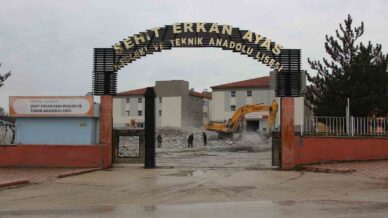 suluovada 40 yillik okulun yerine mesleki egitim ussu yapiliyor nMmbnakV