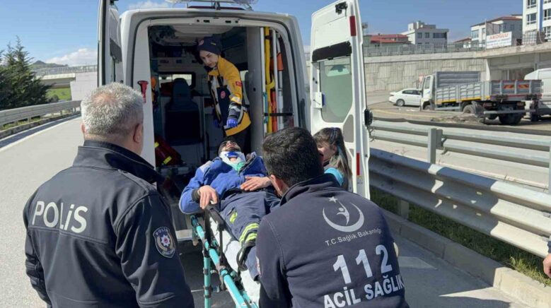 tamire goturulen arac kaza yapti 1 yarali v5qD1GyQ