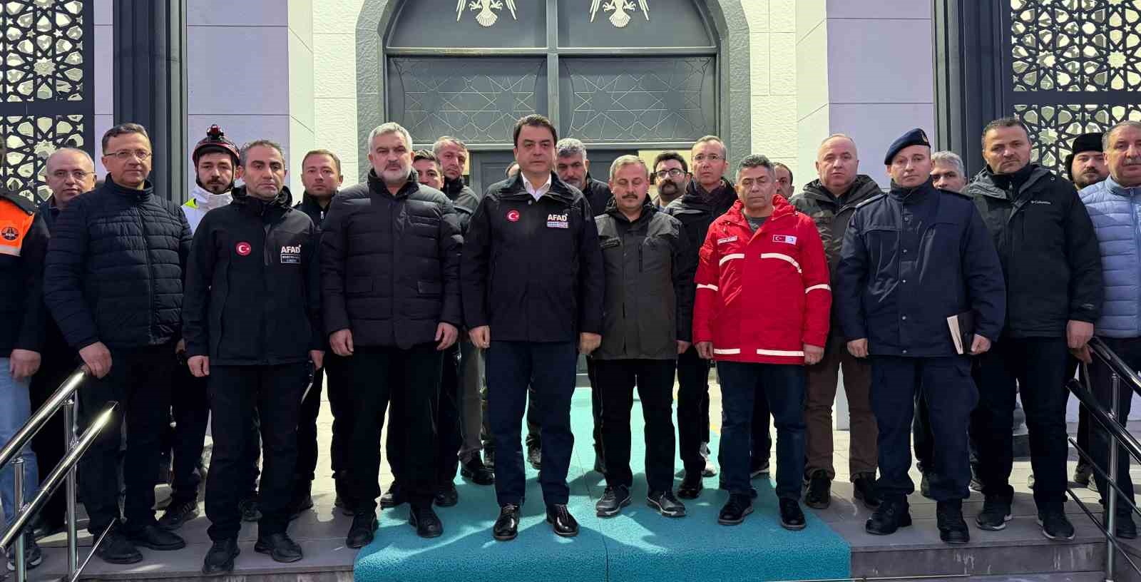 tokat valisi koklu deprem sonrasi cok sukur bizi uzecek bir konu gerceklesmedi Fma45rhb