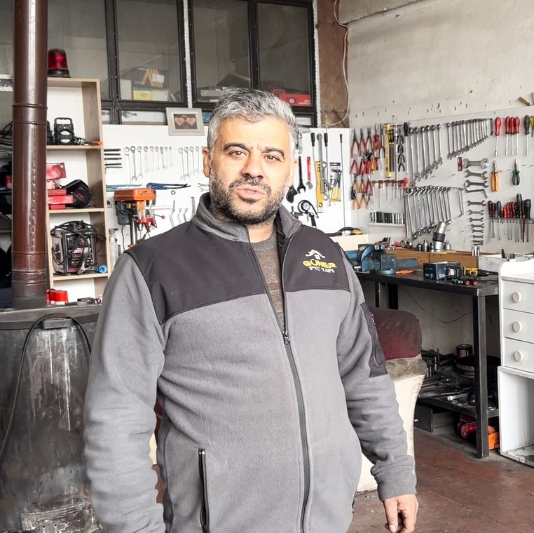 tokatta kar duvarlari yolu tunele cevirdi UU4DLZP5