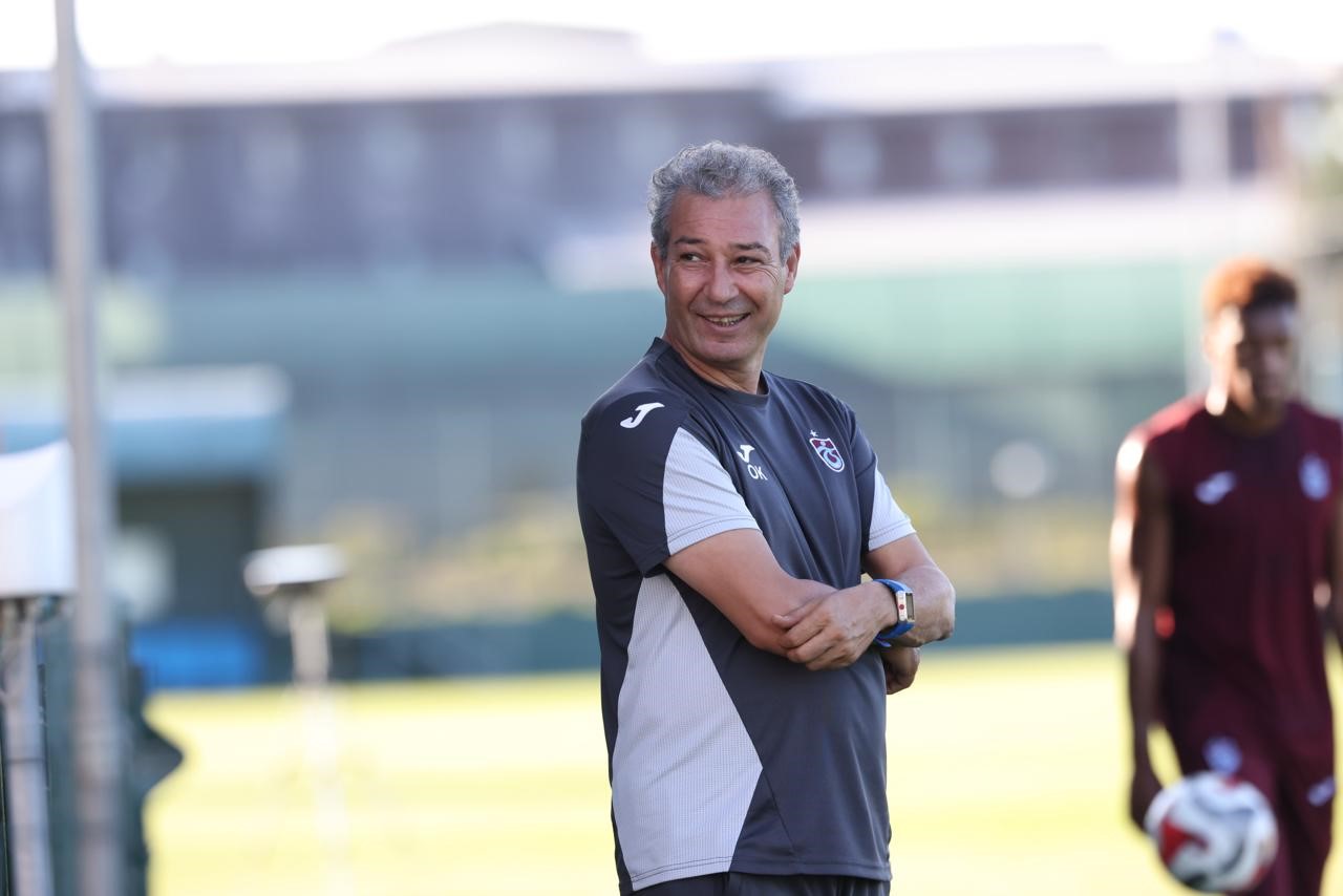 turk futbolundan bir orhan kaynak gecti TLKmZ2Sd