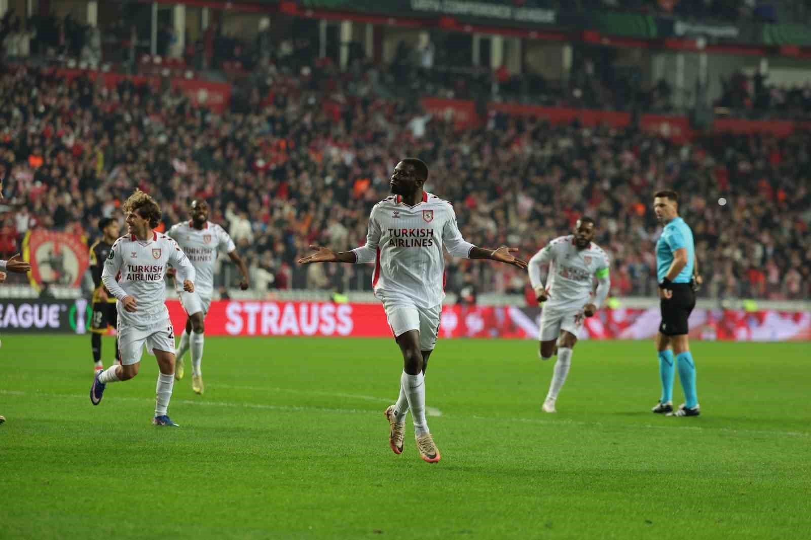 uefa konferans ligi samsunspor 1 rayo vallecano 2 ilk yari miQ3tbLd