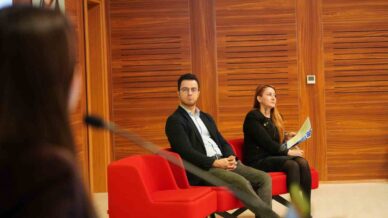 uzmanlardan ekran bagimliliginda yapay zeka uyarisi Km7RTEX8