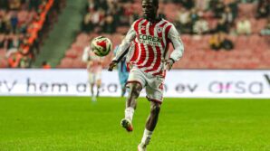 yeni transfer assoumou en az 8 hafta yok 85kKg8xQ