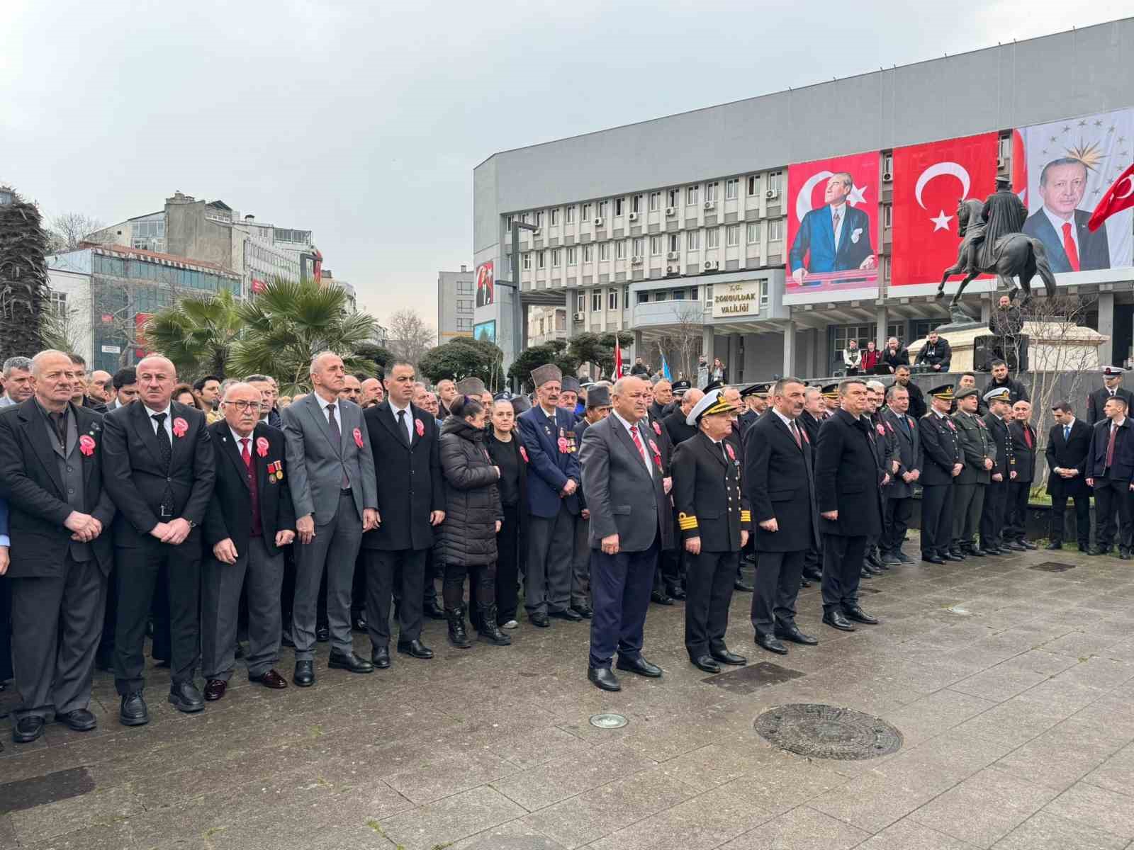 zonguldakta 18 mart canakkale zaferi ve sehitleri anma gunu dolayisiyla toren duzenlendi gyPs3mvR