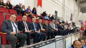 zonguldakta raketler sampiyonluk icin parkeye cikti 34 ilden 200 sporcu kozluda JYD6wJqR