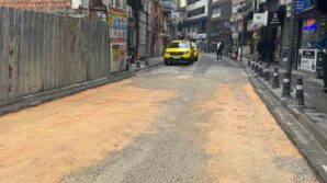 zonguldakta yapilan yol yeniden bozuldu vatandaslar tepki gosetrdi BI2Yg5SN