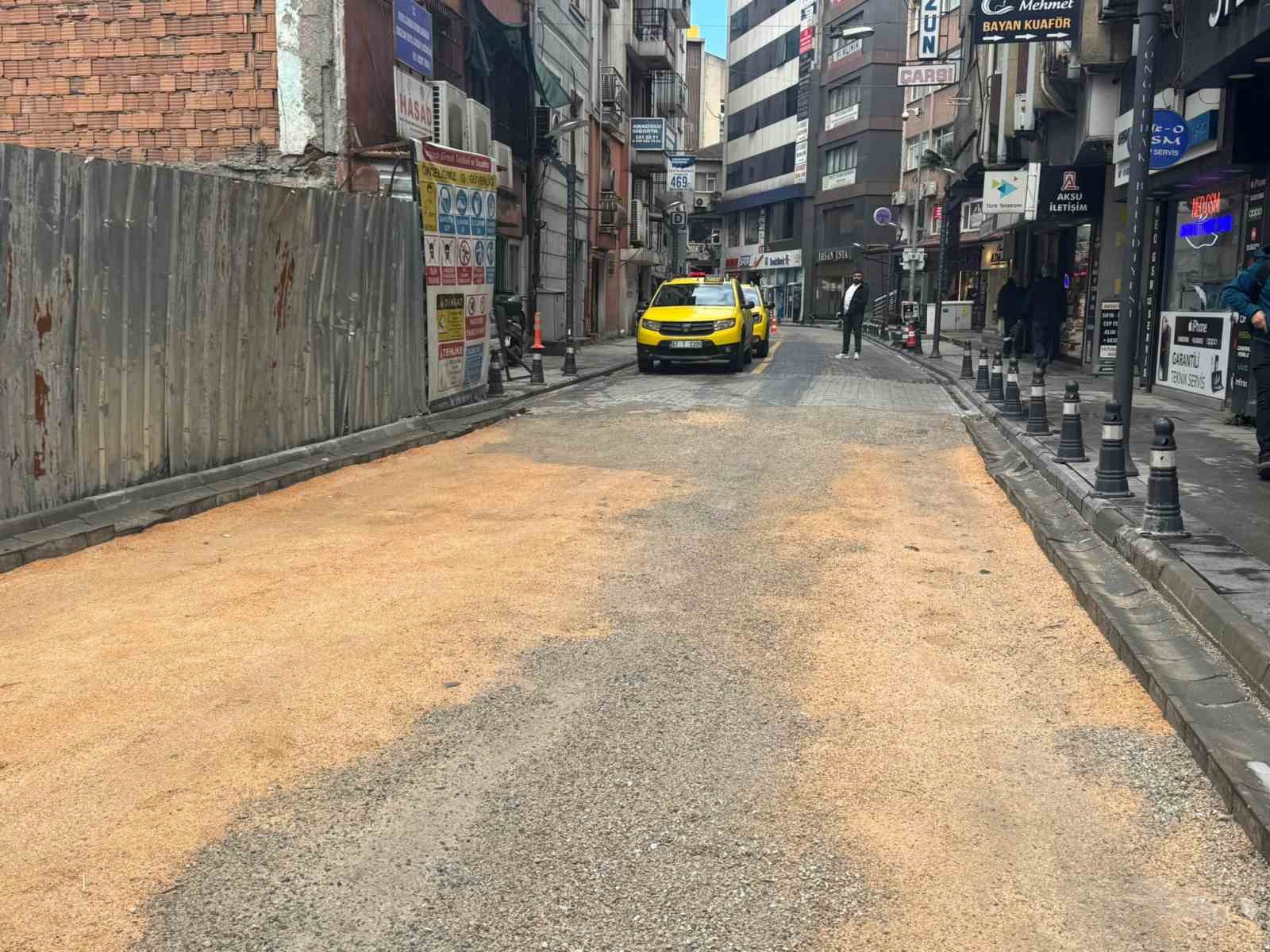zonguldakta yapilan yol yeniden bozuldu vatandaslar tepki gosetrdi BI2Yg5SN