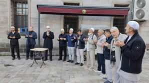 alaplida haci adaylari dualarla ugurlandi 9Bz53FiL