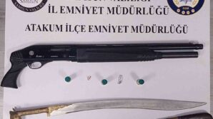 atakumda ruhsatsiz silah ve kilic ele gecirildi gLbUHCAS