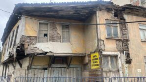 bafrada cokme riski tasiyan yapilar icin belediyenin daha ciddi onlemler almasi istendi rx6Rrjig