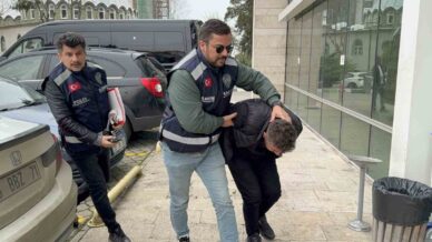 bakar misin tuzagi zinciri kapip kacti kameraya yakalandi EdyInzbC