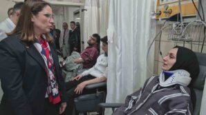 bartindaki feci kazanin ardindan vali arslan yaralilari hastanede ziyaret etti L3cLPmyE