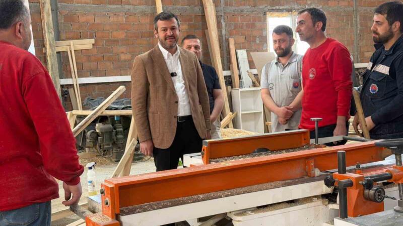 baskan cetinkayadan uretim hamlesi belediye marangozhanesinin kapasitesi 3 kat artti UyzmYNj6