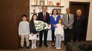 belediye baskani koltugunu mercan su uzuna devretti SmQm2PpN