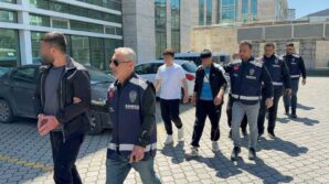 bodrum katta dehset konusmak icin cagirdiklari genci darp edip gasp ettiler g5PSGXIt