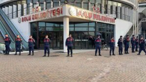 bolu belediyesi sorusturmasi buyuyor chpli meclis uyesi ve iki isim daha gozaltinda SUVh6evy