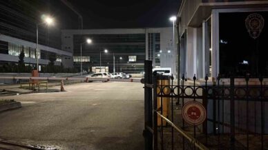 bolu belediyesinde yurutulen sorusturmada gozaltina alinan 3 kisi serbest birakildi Euubdb2e