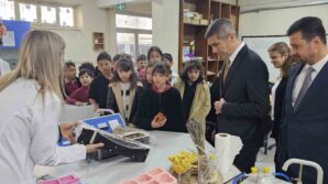 boluda ilkokul ogrencileri atik yaglari sabuna donusturdu 85wKzslj