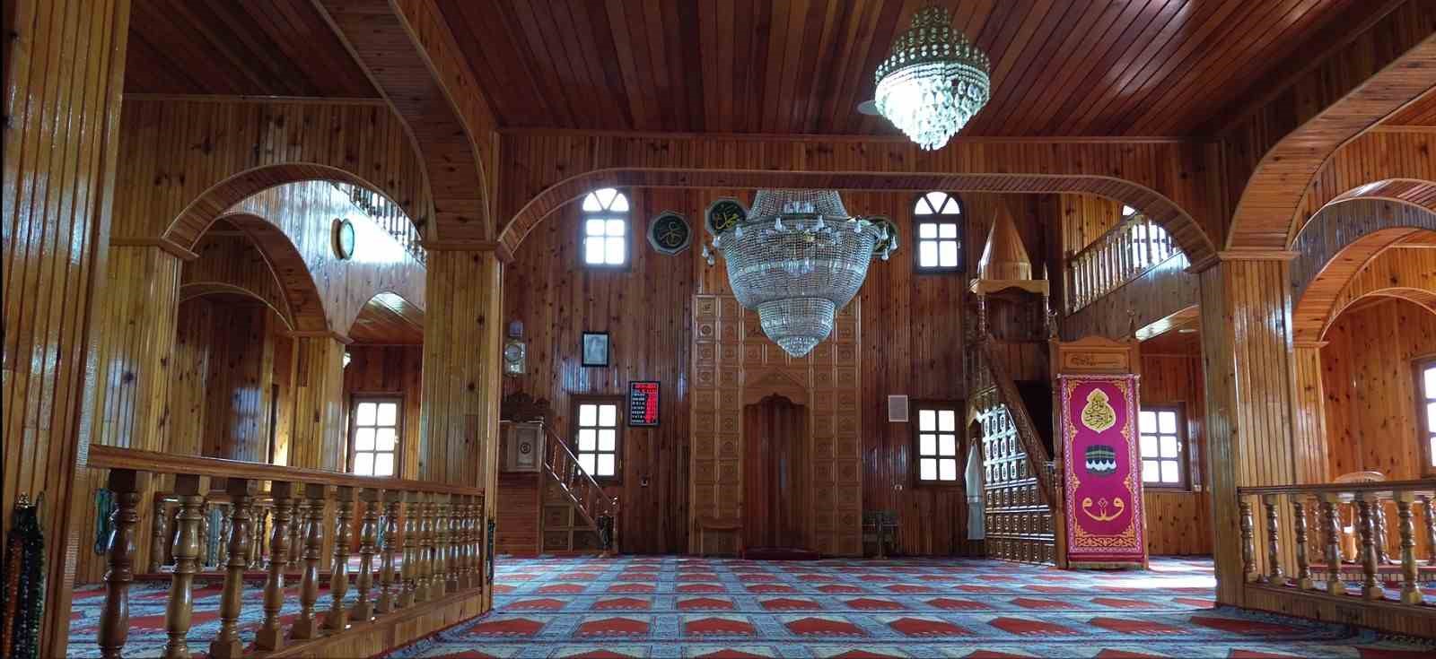 canti teknigiyle insa edilen civisiz cami 2 asirdir ayakta qQGPbepG