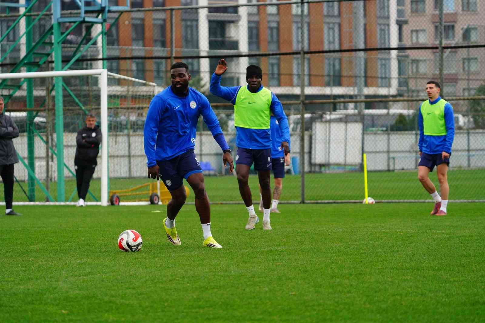 caykur rizesporda ertelenen samsunspor maci hazirliklari basladi W1uMH5nR