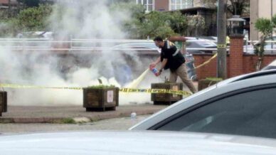 cevre sehircilik mudurlugu onunde bomba panigi l8nlzrAe