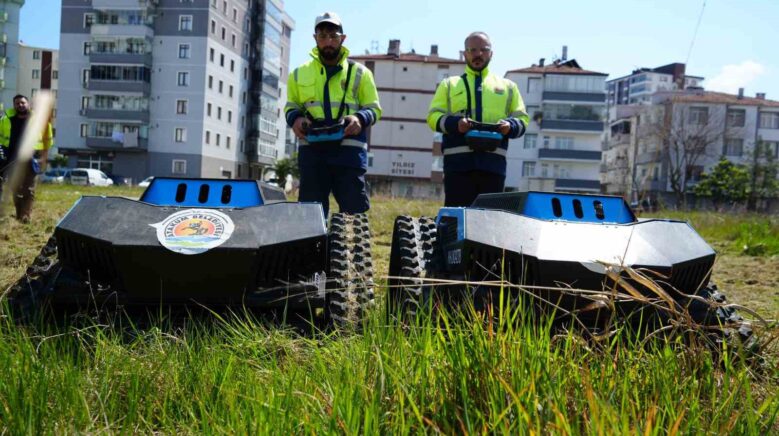 cimleri artik robotlar biciyor 6 kisilik isi 2 robot yapiyor tRbNRhjn