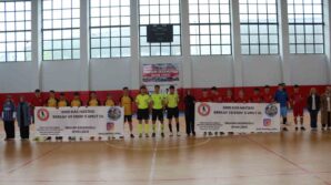dmd hastasi berkay ve eren kardeslere futsal turnuvasi ile umut oldular n7UBfZmr
