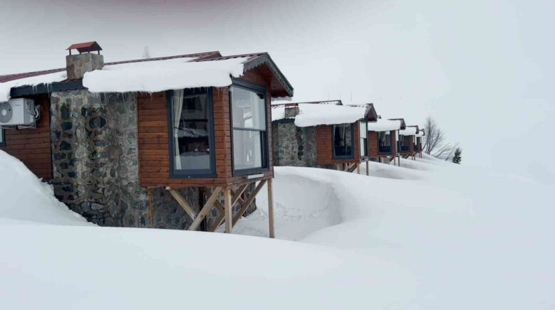 dunyaca unlu handuzu yaylasinda kar etkisini surduruyor OjJ19yWr