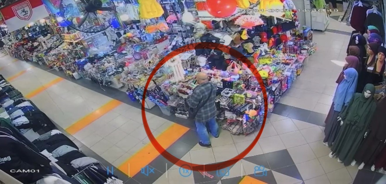 is yeri sahibinden guvenlik kamerasina yakalanan hirsiza cagri caldigin radyonun parasini getir aSeuPtRu