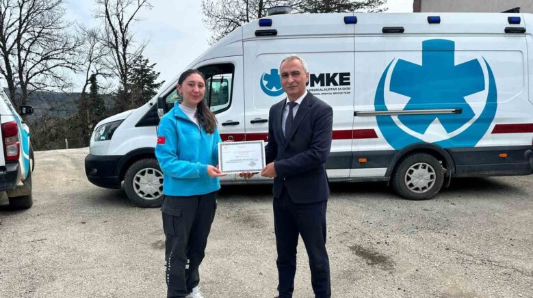 karabuk umkeden guc gosterisi 16 yeni gonullu ile afetlere hazirlik seviyesi arttirildi ZSPFYDMh