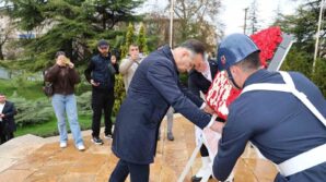 karabukte 89 yil kutlamalari celenk sunma toreniyle basladi RdtTiQsb