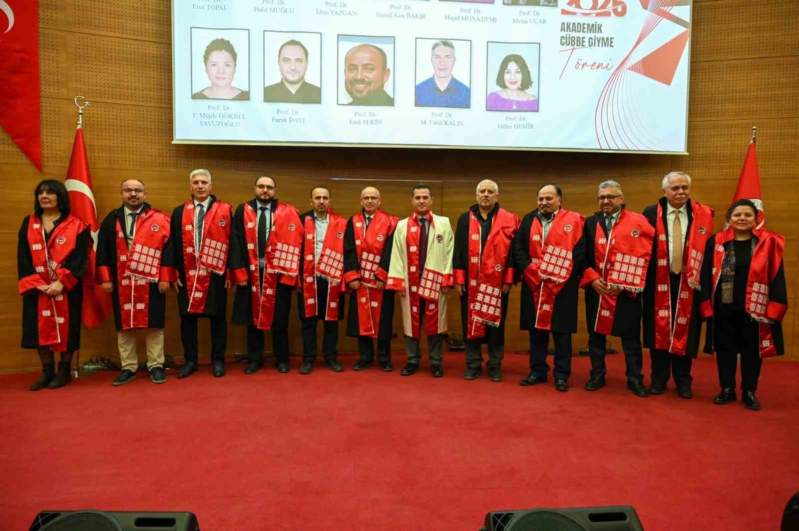 kastamonu universitesinde 89 akademisyen cubbe giydi aqBVXH9K