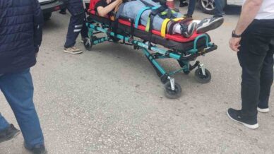 kastamonuda motosiklet otomobile carpti 1 yarali mvgdcsER