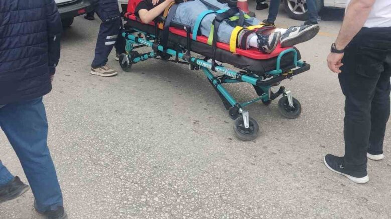 kastamonuda motosiklet otomobile carpti 1 yarali mvgdcsER