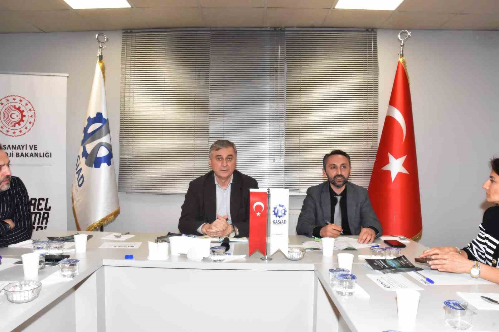 kuzkadan istanbuldaki is insanlarina yerel kalkinma hamlesi bilgilendirmesi