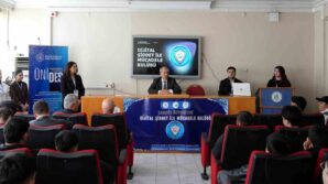 lise ogrencilerine dijital farkindalik semineri duzenlendi 9KONv8Tx