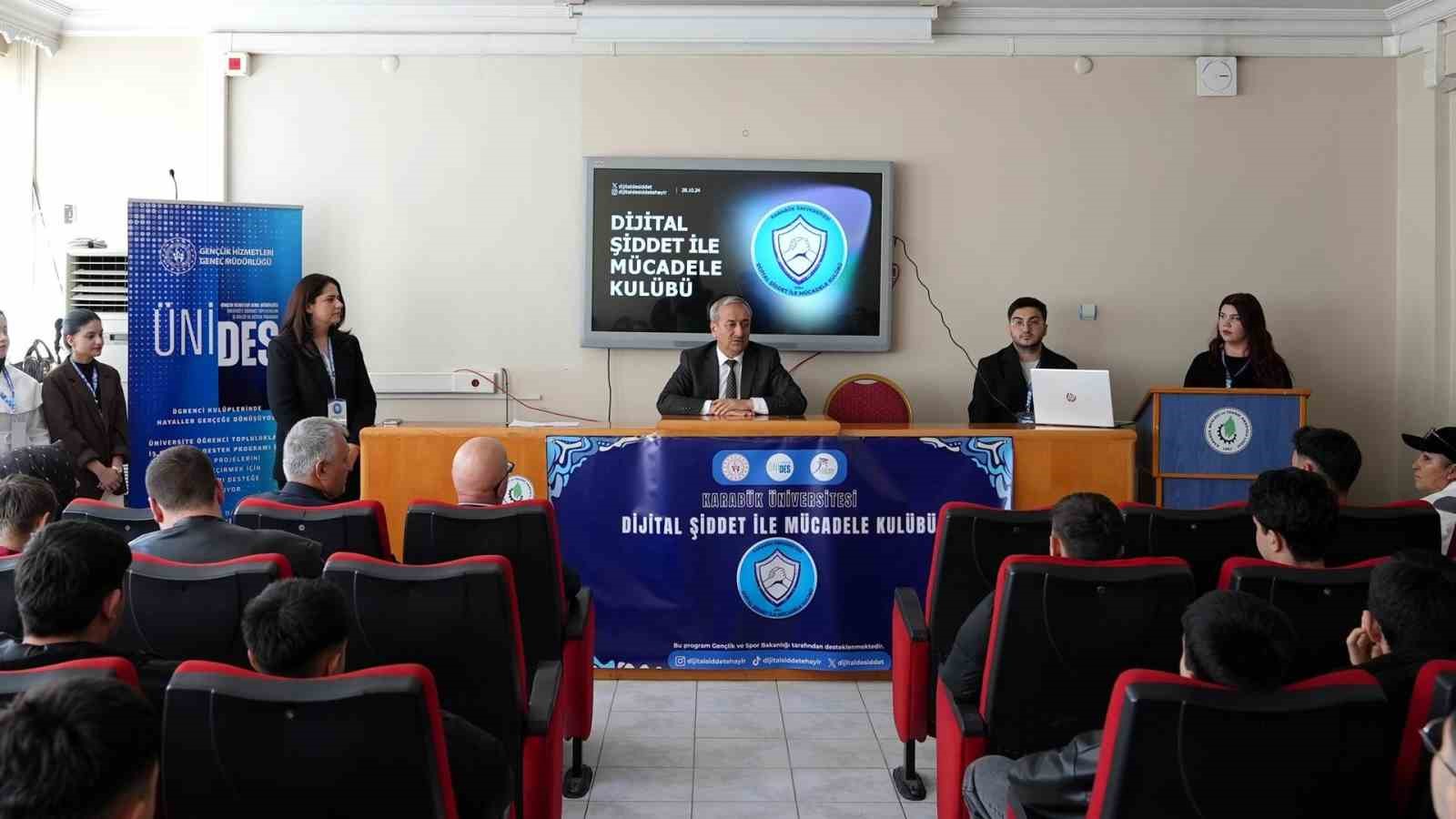 lise ogrencilerine dijital farkindalik semineri duzenlendi