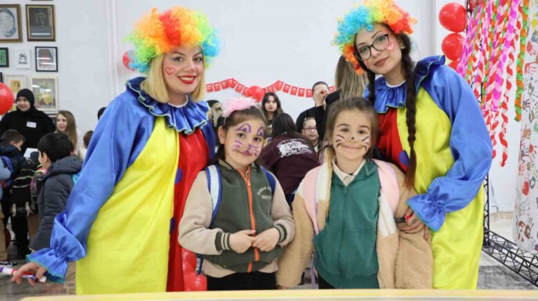 minikler icin universitede senlik KLWgSXvF